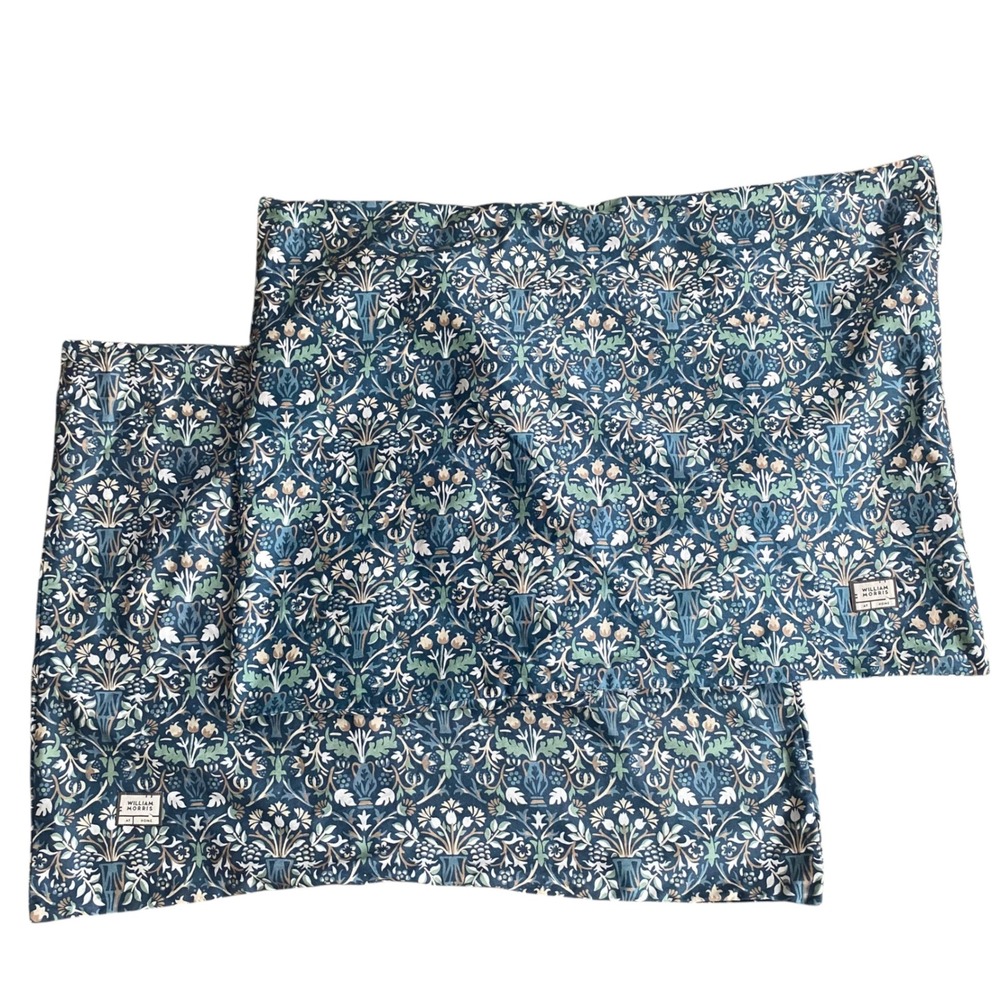 William Morris At Home Navy Botanical Damask 100% Cotton Pillowcase Set of 2